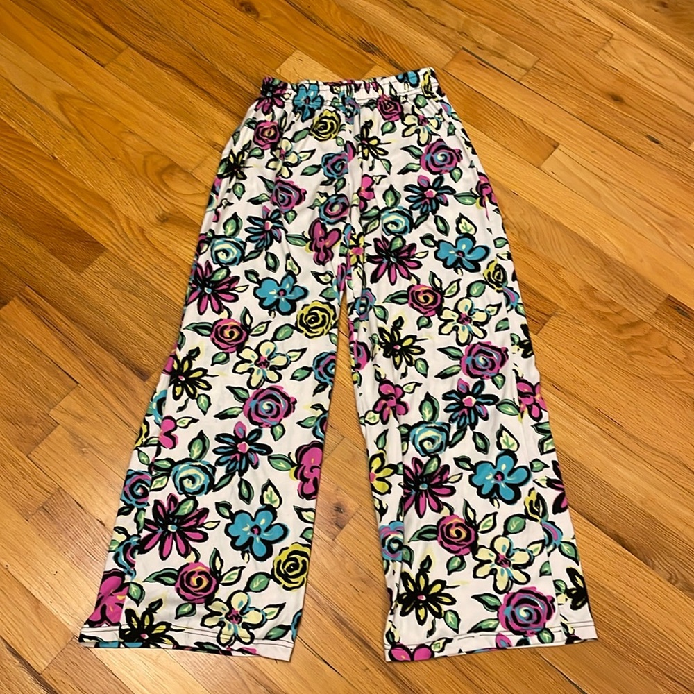 Hello Mello Lounge Pants. Size Small. Bright Floral Print  GUC